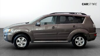 Mitsubishi Outlander - 3