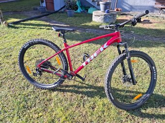 Treck Marlin 8 2023 Crimson L - 3