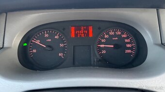Predam/ vymenim Renault Trafic 2.5 TD 140 koni - 3