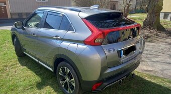 Mitsubishi Eclipse Cross - 3
