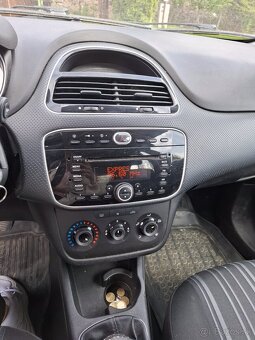 Predám Fiat punto evo - 3