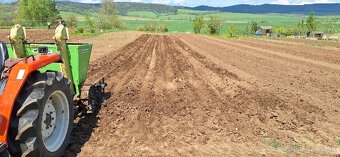Služby malotraktorom Kubota GL25 - 3