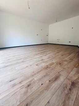Štýlový 3i byt s terasou a parkovacím miestom - 3