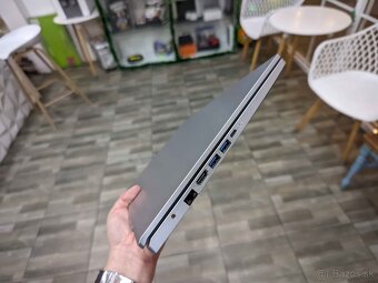 Acer Swift 3 15.6 1080p strieborný - 3