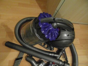 Dyson - 3