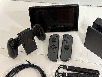 Nintendo switch LCD 32Gb - Dobrý stav - 3