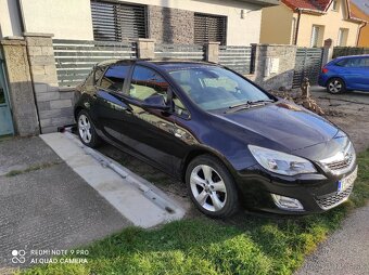 Opel Astra J 1.4 - 3