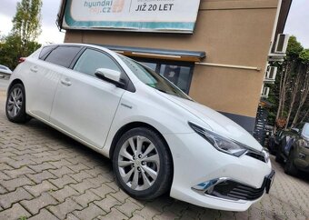 Toyota Auris 1.8-HYBRID-NAVI-KAMERA - 3