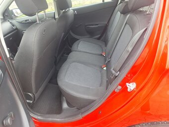 HYUNDAI I20 BENZIN ROK 2013 - 3