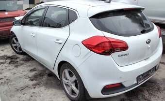 KIA CEED 1.6 GDi 2014 predám DVERE, MOTOR G4FD benzín, PIATE - 3