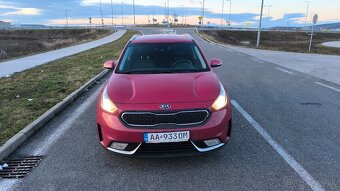 KIA NIRO 1,6 GDi 2017 HYBRID - 3