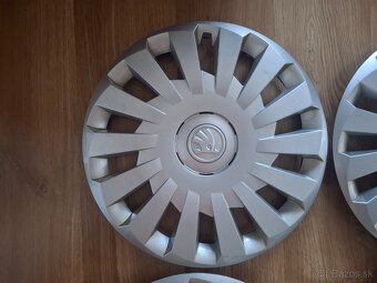 Puklice Škoda R16 - 3