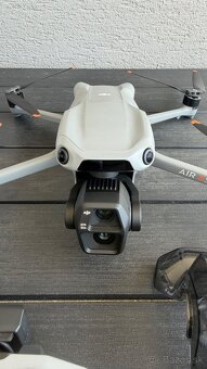 Predam dron dji air 3s - 3