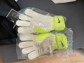 Brankárske rukavice Nike - 3