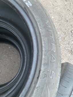 Letné pneu 235/50r18 - 3