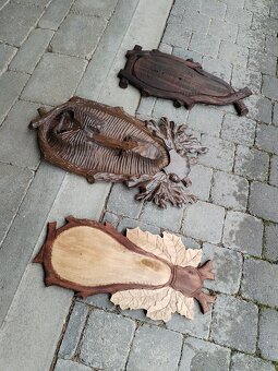 Podložky pod trofeje jeleňov - 3