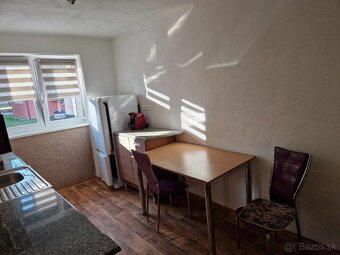 Na predaj 2 izbový byt po rekonštrukcii v meste Handlová. - 3