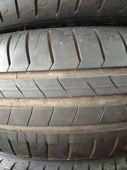195/60r15  VOYAGER - 3