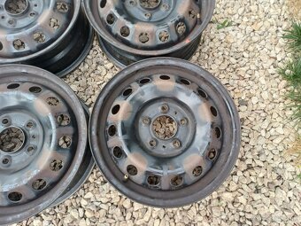 plech.disky Kia/Hyundai--6Jx15-ET-48--5x114,3 - 3
