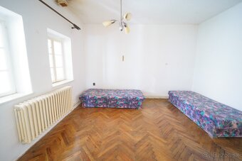 Rodinný dom pri Vrábľoch na predaj (Nová Ves nad žitavou) - 3