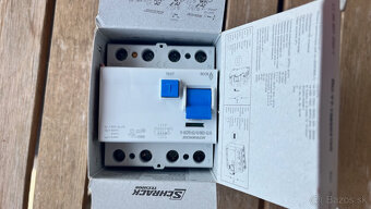 Prúdový chránič Schrack - 3