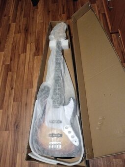 Elektrická basgitara - 3