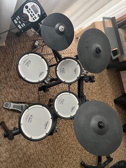 Roland VD 11 Drums - 3
