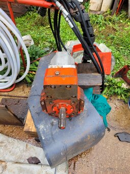 Zetor cerpadlo z prevodovkou - 3