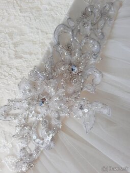 Dievčenské šaty veľ.140-146, kremove - 3