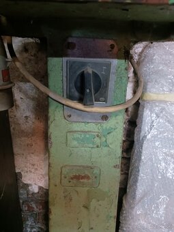 Dvojkotučová stojanová brúska - 3