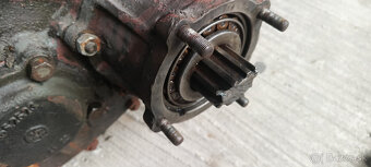 Rozvodovka robur - 3