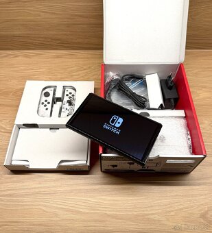Nintendo Switch OLED - nové - 3