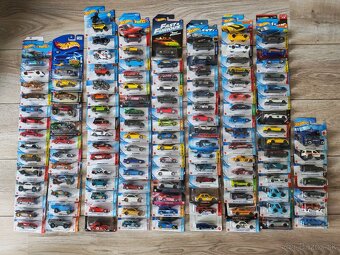 Zbierka Hot Wheels - 3