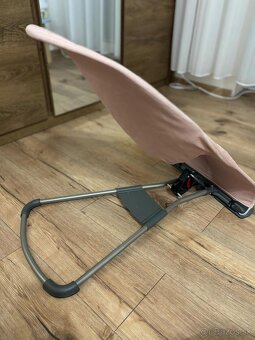Lehátko Dusty pink Babybjorn - 3