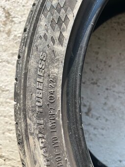 Predam Kumho 235 40 r19 letne - 3
