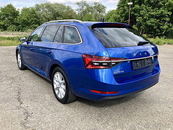 Škoda Superb Combi 2.0 TDI Style Webasto - 3