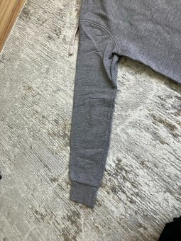 MIKINA NA ZIPS - 3