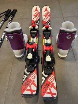 Lyze Atomic + Lyziarky + palice - 3