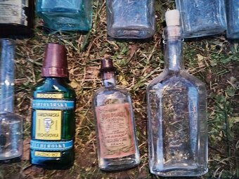 Lekárenské sklo - 3