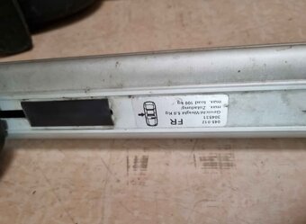 Predám strešné nosiče passat b5.5 - 3