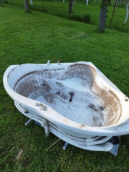 Predam, vymenim  skrdlu ,rohovu vanu masaznu - 3