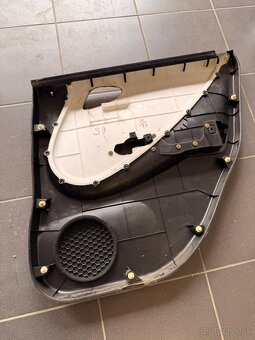 Predám ND na ľavé zadné dvere – Honda Jazz 2002 - 2008 - 3