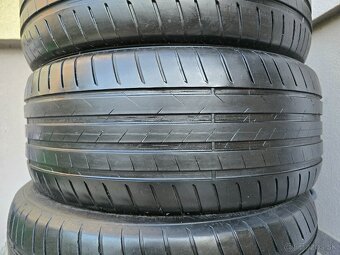 Letné pneumatiky 235/50 r17 Vredestein dot2022 - 3