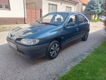 Renault Megane 1.4 - 3