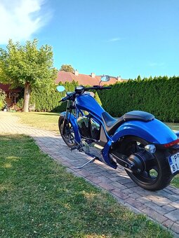 HONDA VT 1300 CX FURY - 3