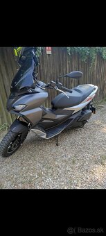 Apríla SR GT 125 - 3