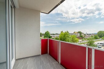 Na prenájom | 2 izbový byt s loggiou - Silvánová ul. - 3
