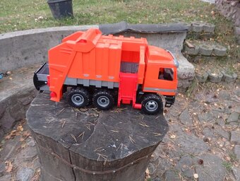 Smetiarske auto - 3