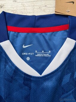 Chelsea - 3
