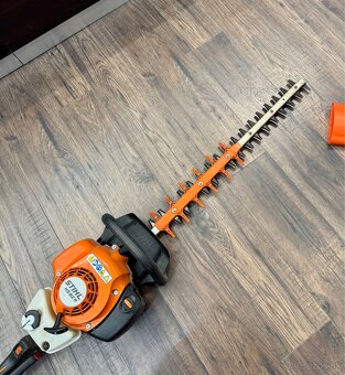 Motorové záhradné nožnice STIHL - 3